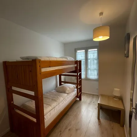 120m With Garden Near The Sea