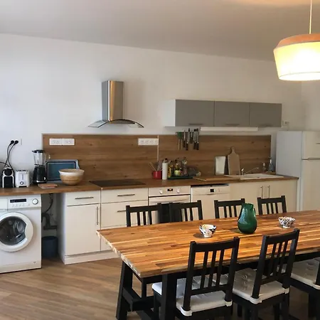 בית נופש 120m With Garden Near The Sea *